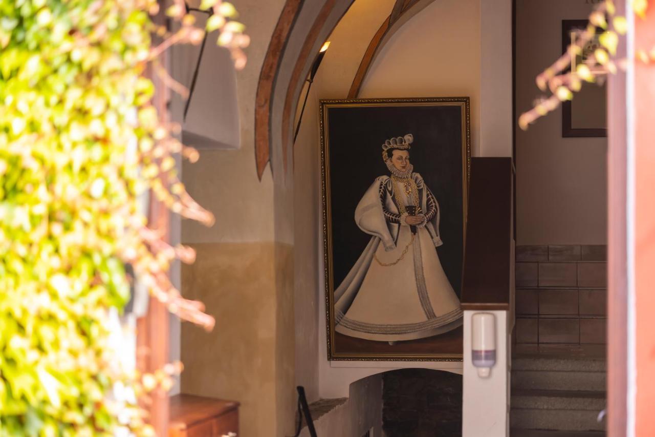 Hotel Bílá Paní Jindřichův Hradec Exteriér fotografie