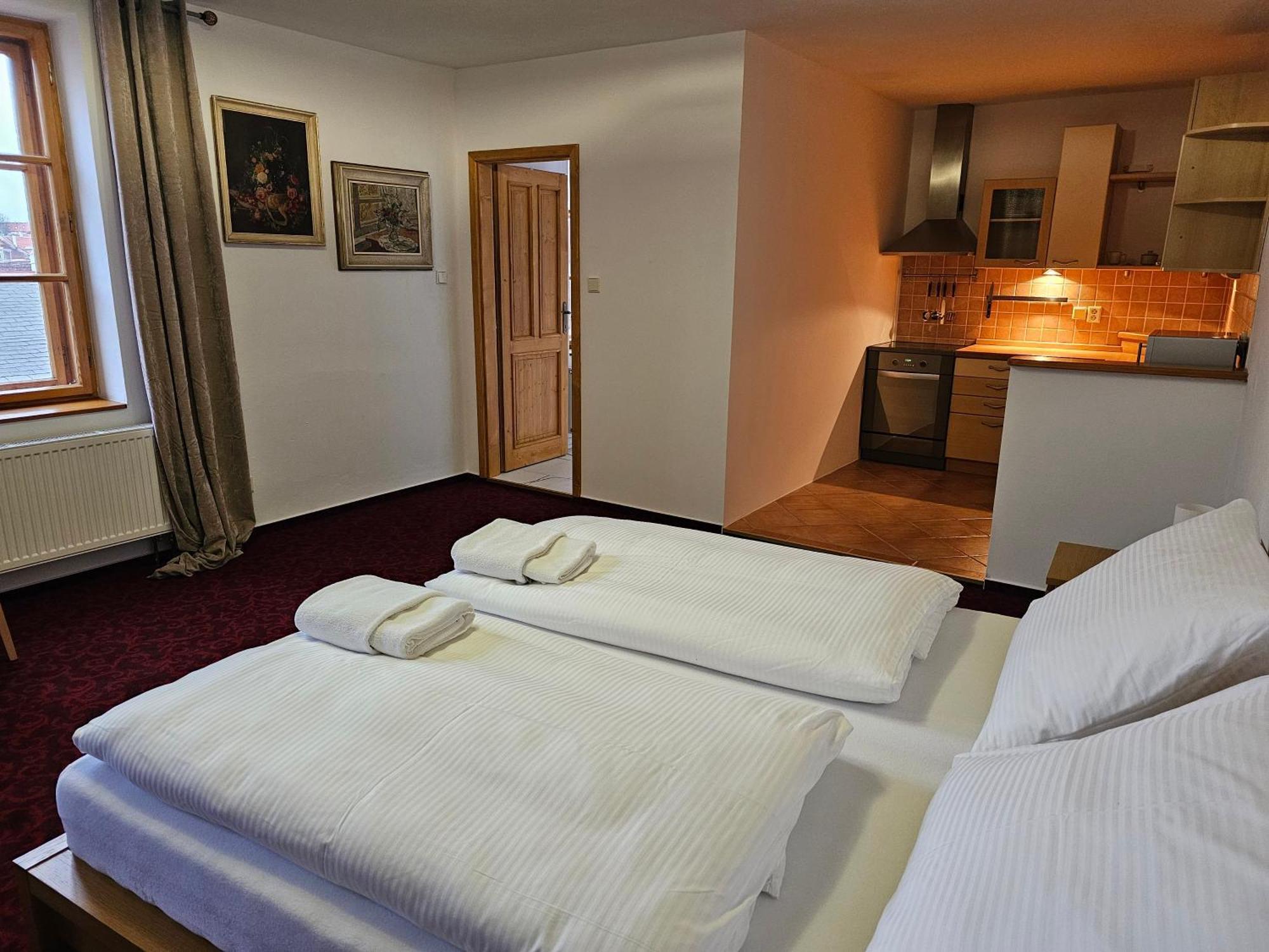 Hotel Bílá Paní Jindřichův Hradec Exteriér fotografie