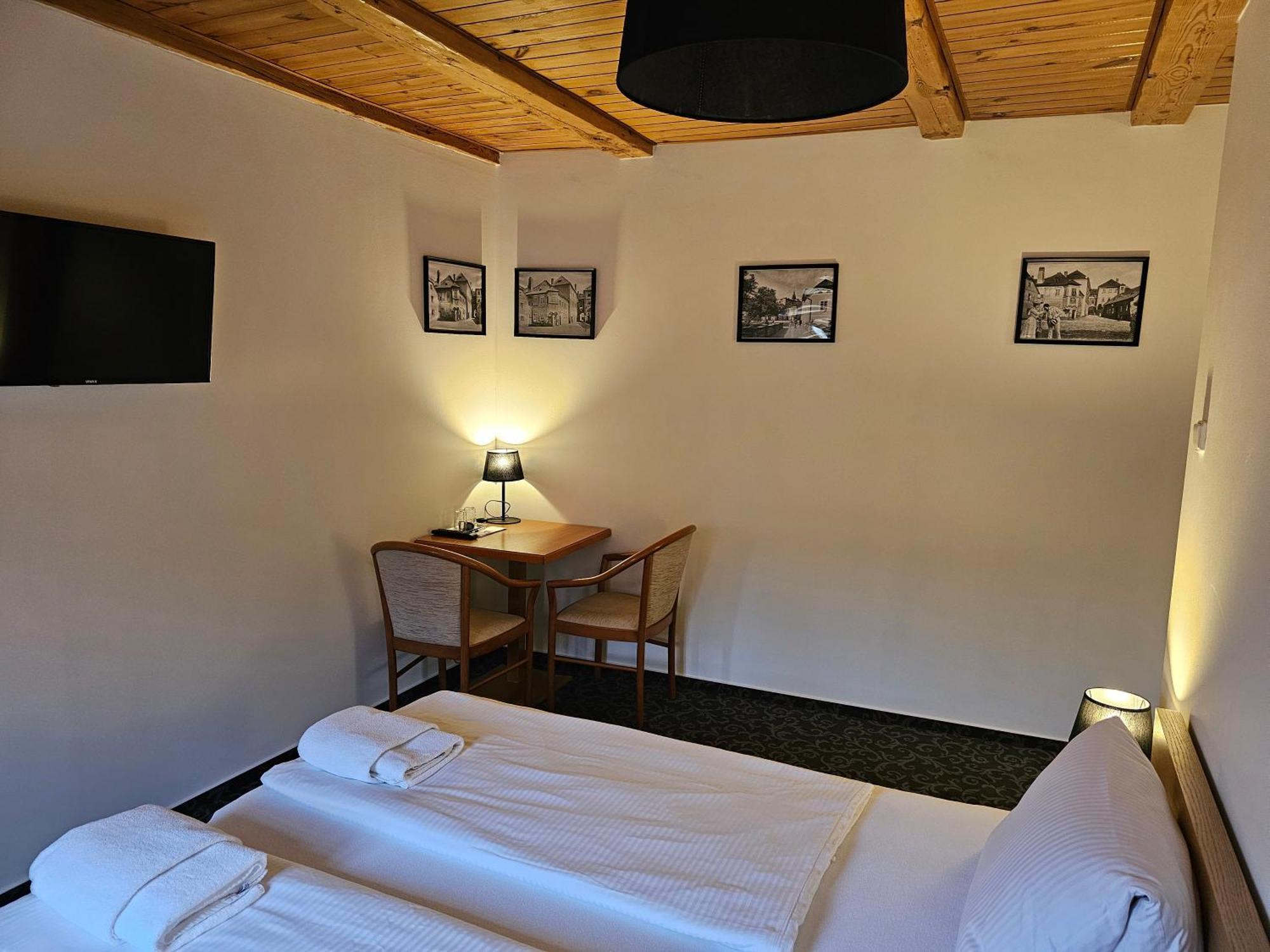 Hotel Bílá Paní Jindřichův Hradec Exteriér fotografie